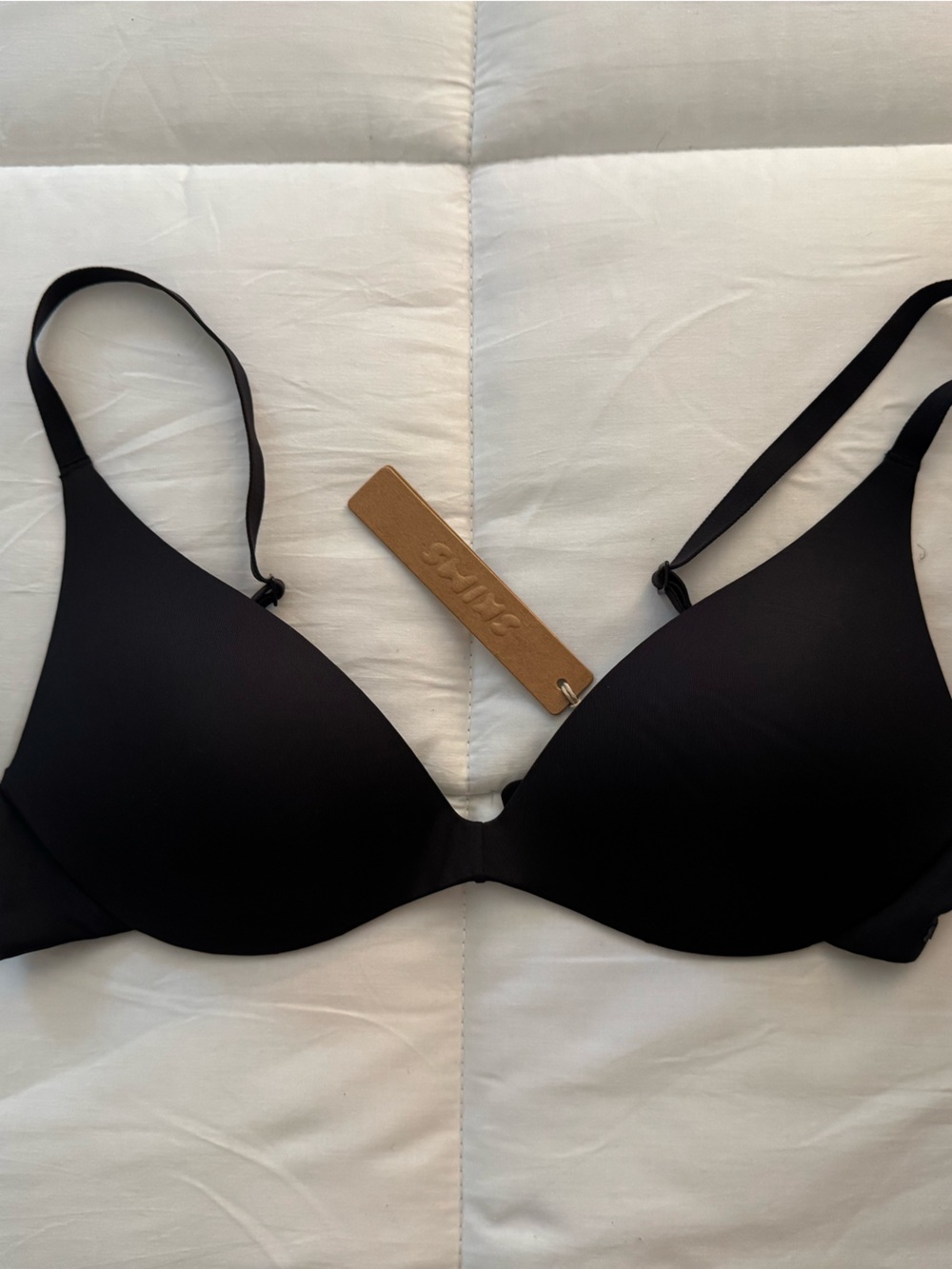 SKIMS Wireless Super Push Up Bra